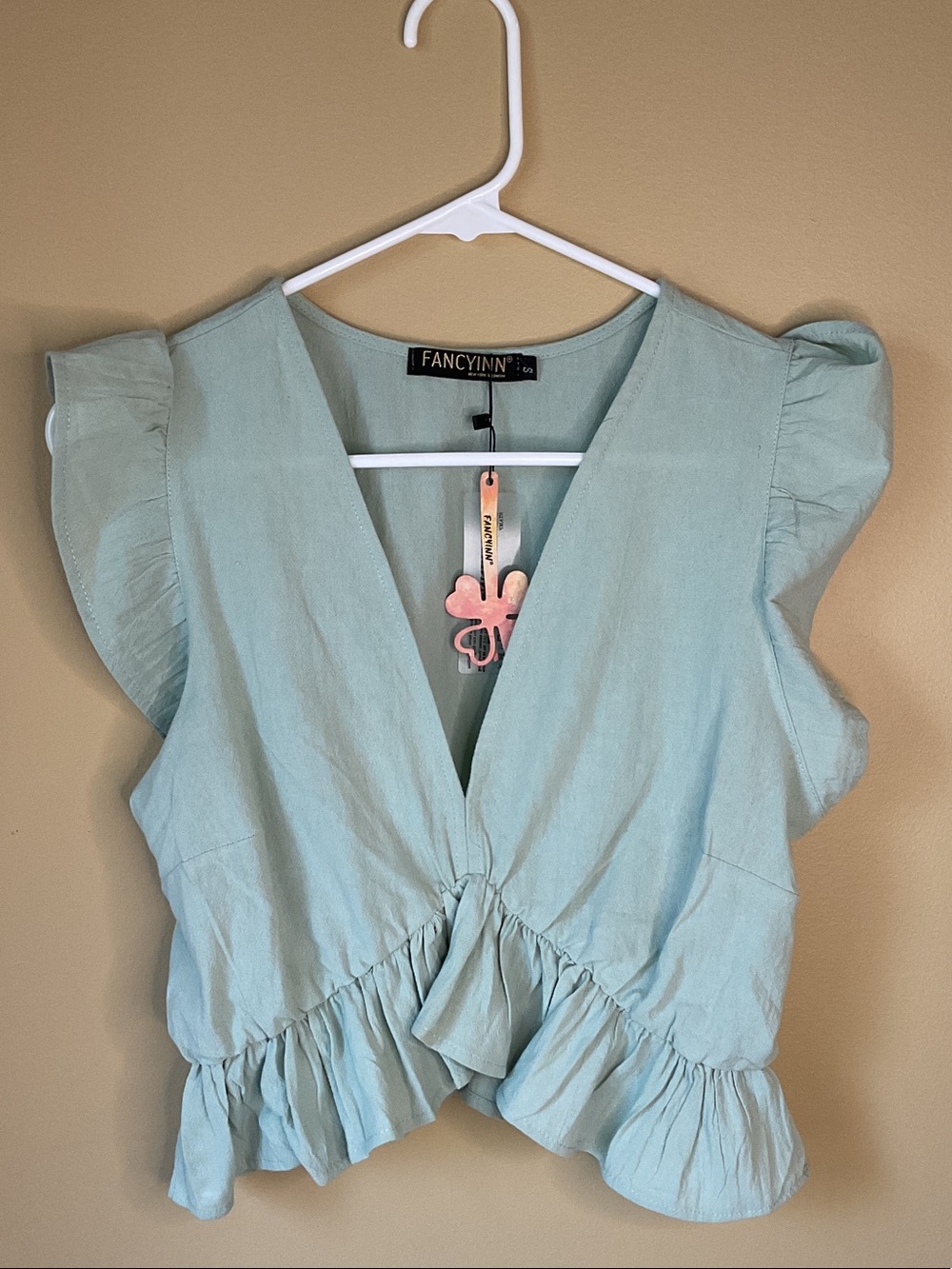 Fancyinn Pale green Ruffle V-Neck Crop Top Size S
